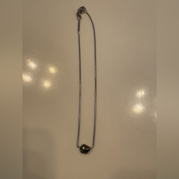 Kendra Scott Necklace - Picture 1 of 1